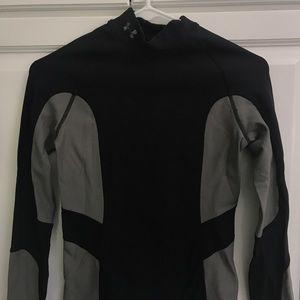 Underarmor cold gear long sleeve
